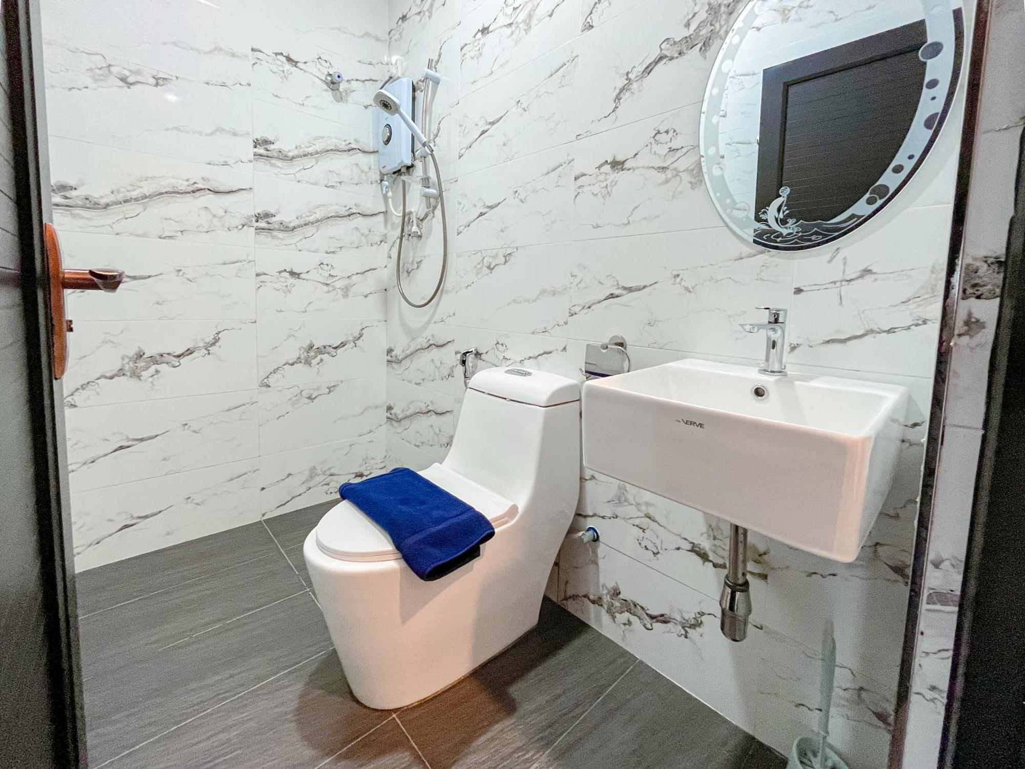 ברינצ'אנג Hotel Lavie At Centrum מראה חיצוני תמונה